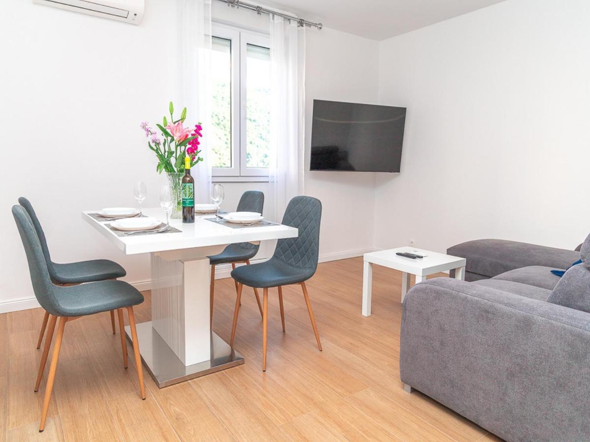 Apartment Matea Mokošica Екстериор снимка