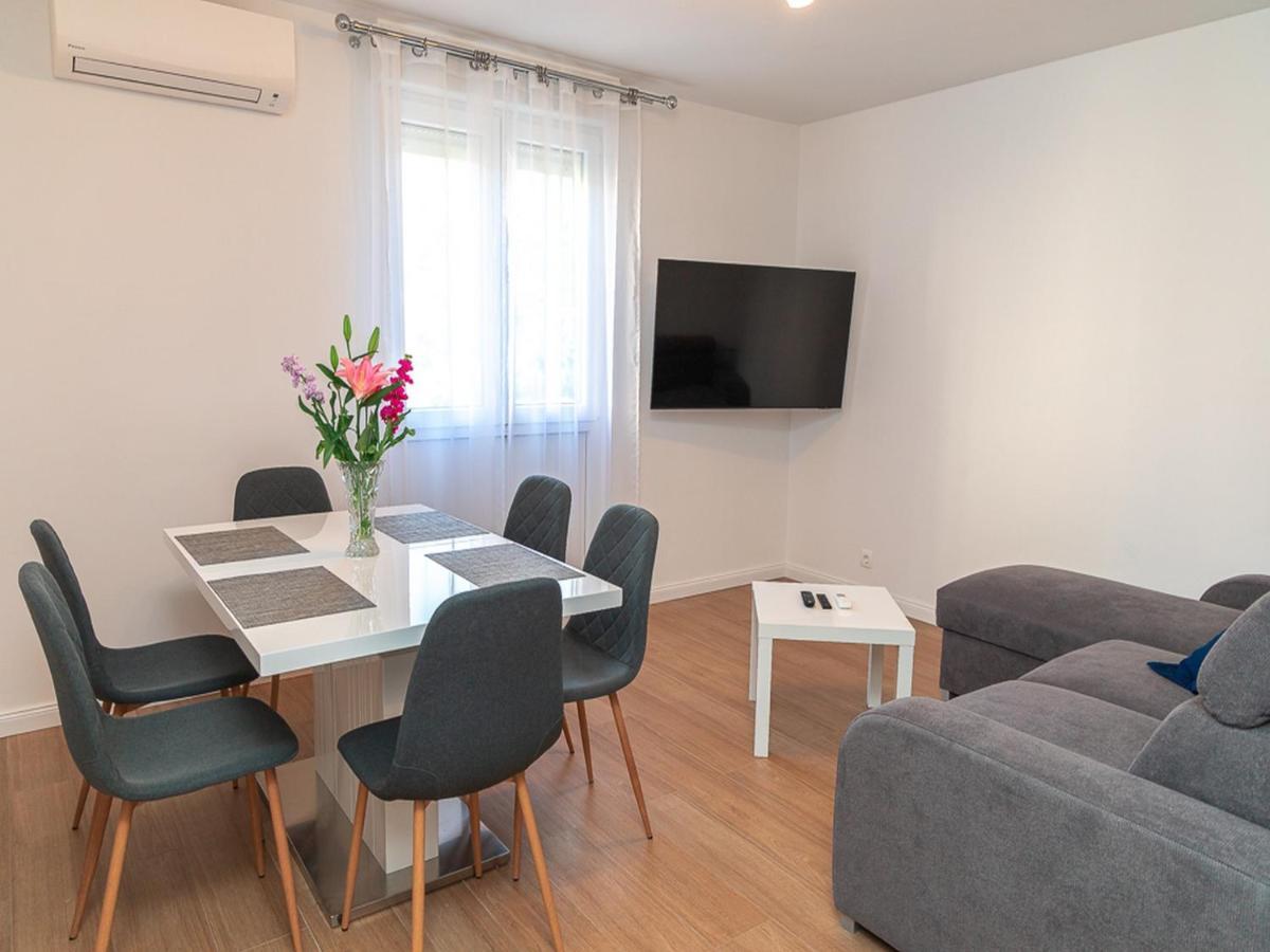 Apartment Matea Mokošica Екстериор снимка