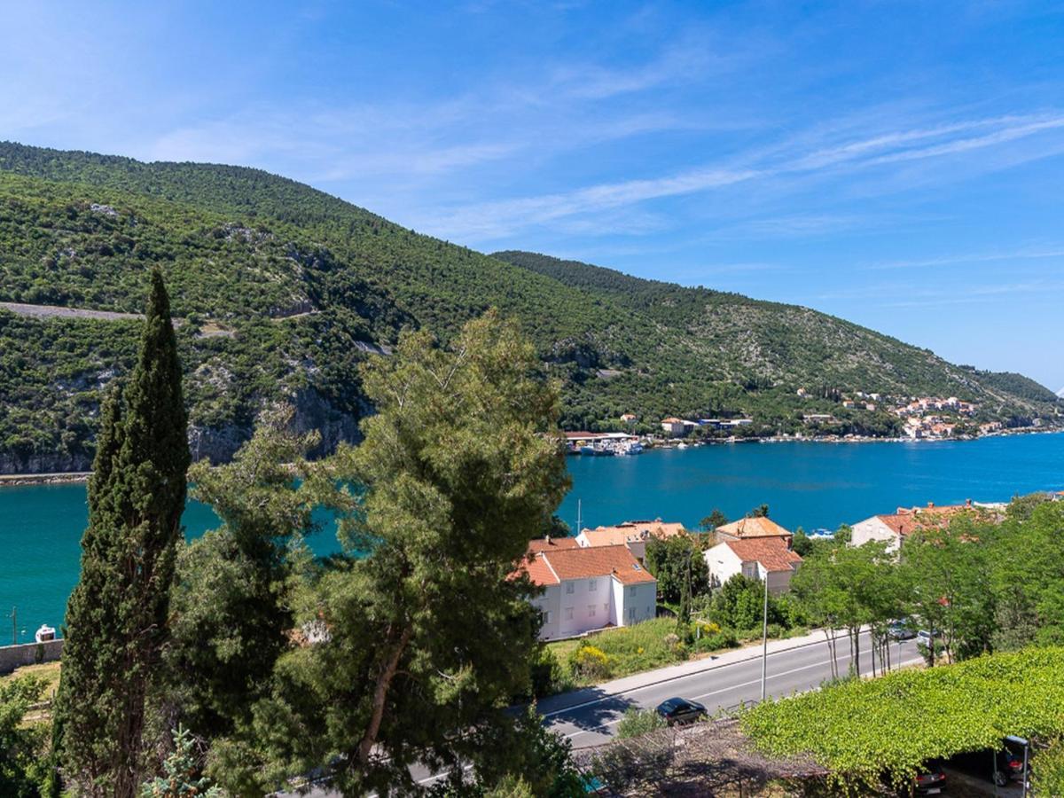 Apartment Matea Mokošica Екстериор снимка